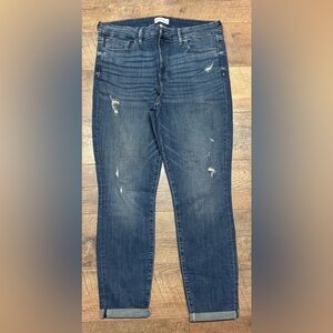 NWT Studio Blue Cotton/Lyocell Blend W/ Distressing Size 32